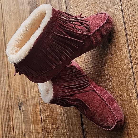 Emu Shoes - EMU AUSTRALIA suede moccasins Fringe booties sz 7 women's Maroon